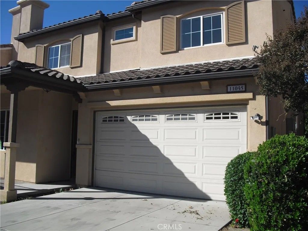 Photo of 11045 Benjamin Lane, Granada Hills, CA 91344 (MLS # SR25273377)