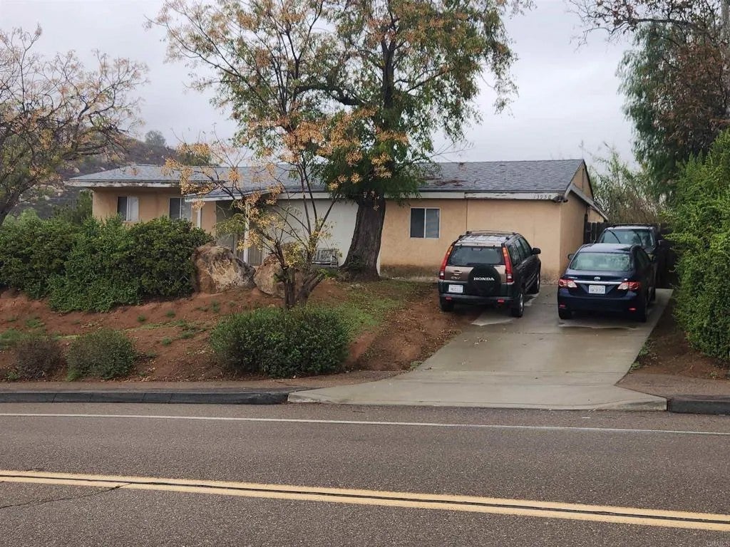 13954-56 Olive Vista Drive