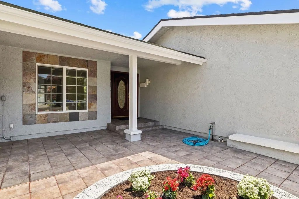 3805 Alder