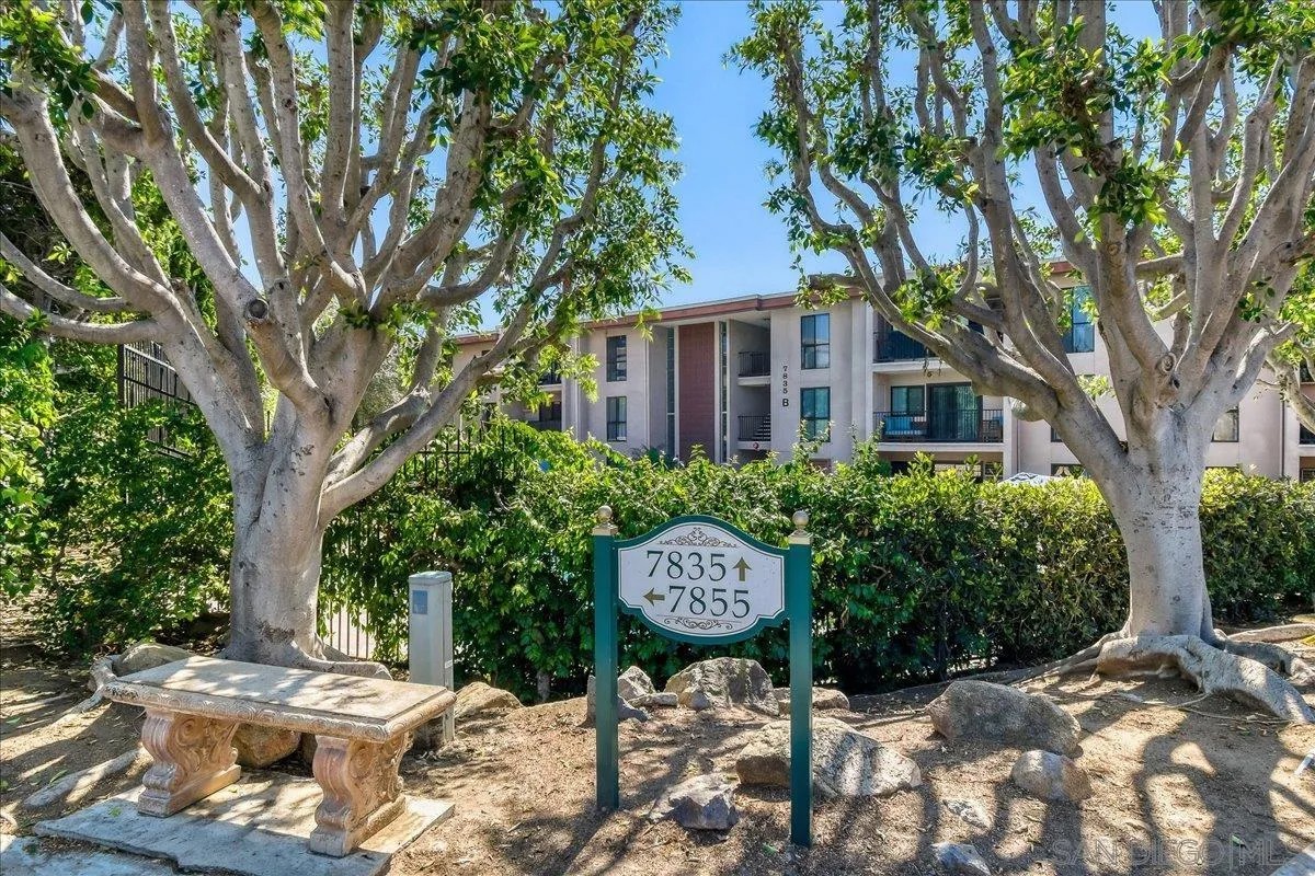 7835 Cowles Mountain Ct B38