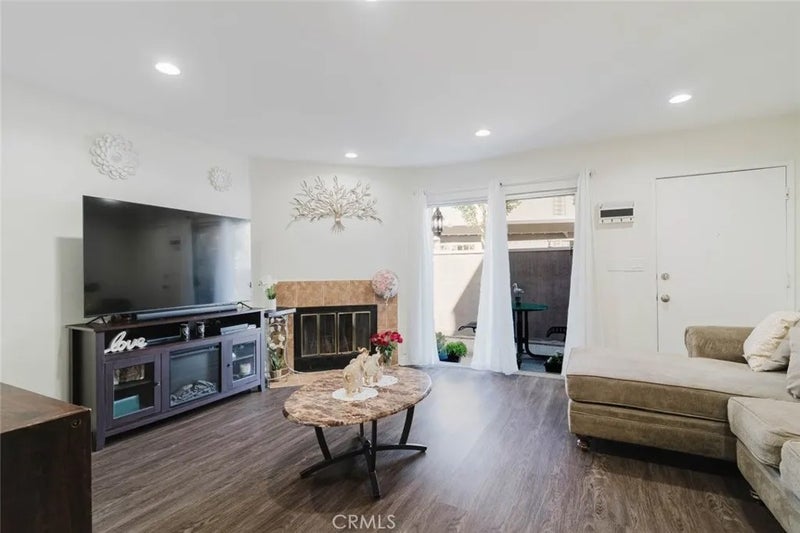 14345 Foothill Boulevard 107