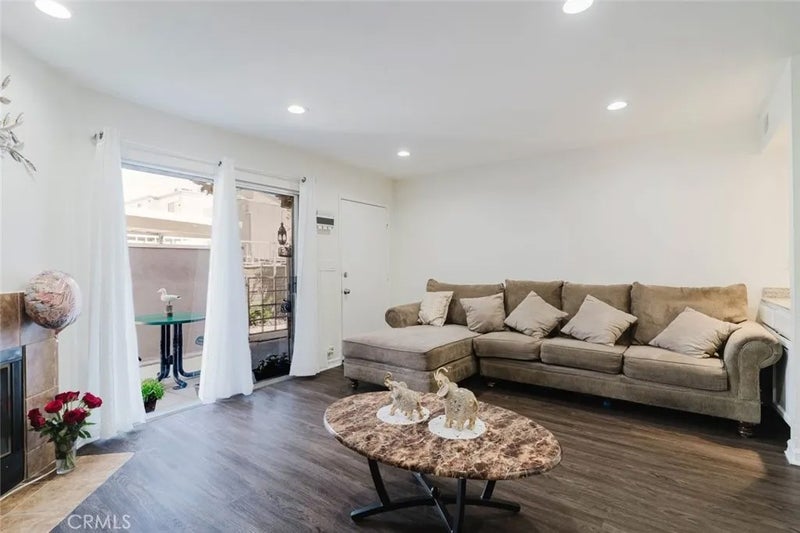 14345 Foothill Boulevard 107