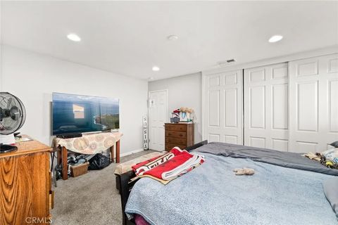 Tiny photo for 640 Vista De Loma, Hemet, CA 92543 (MLS # CV25273032)