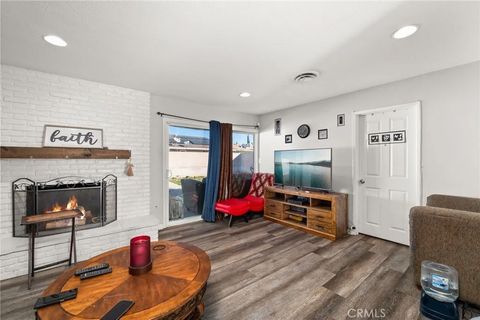 Tiny photo for 640 Vista De Loma, Hemet, CA 92543 (MLS # CV25273032)