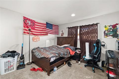 Tiny photo for 640 Vista De Loma, Hemet, CA 92543 (MLS # CV25273032)