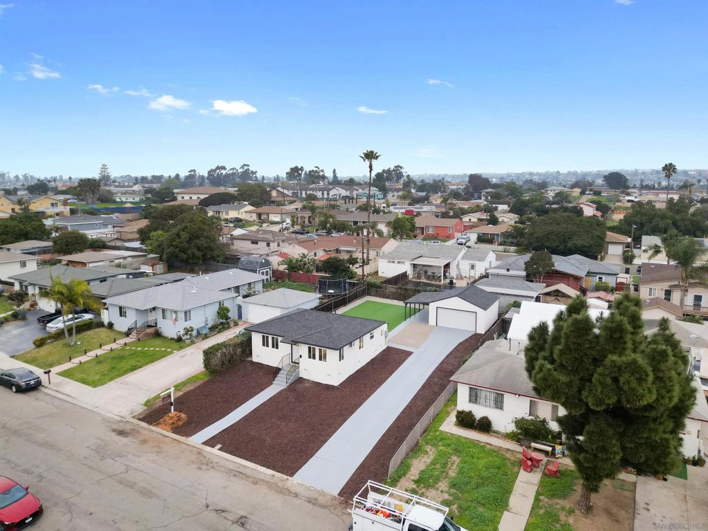 Photo of 1347 Costa Ave, Chula Vista, CA 91911 (MLS # 260001733)