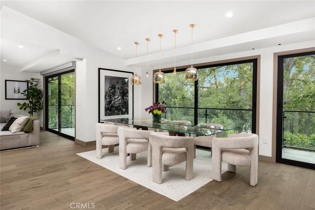 4607 Alta Canyada
