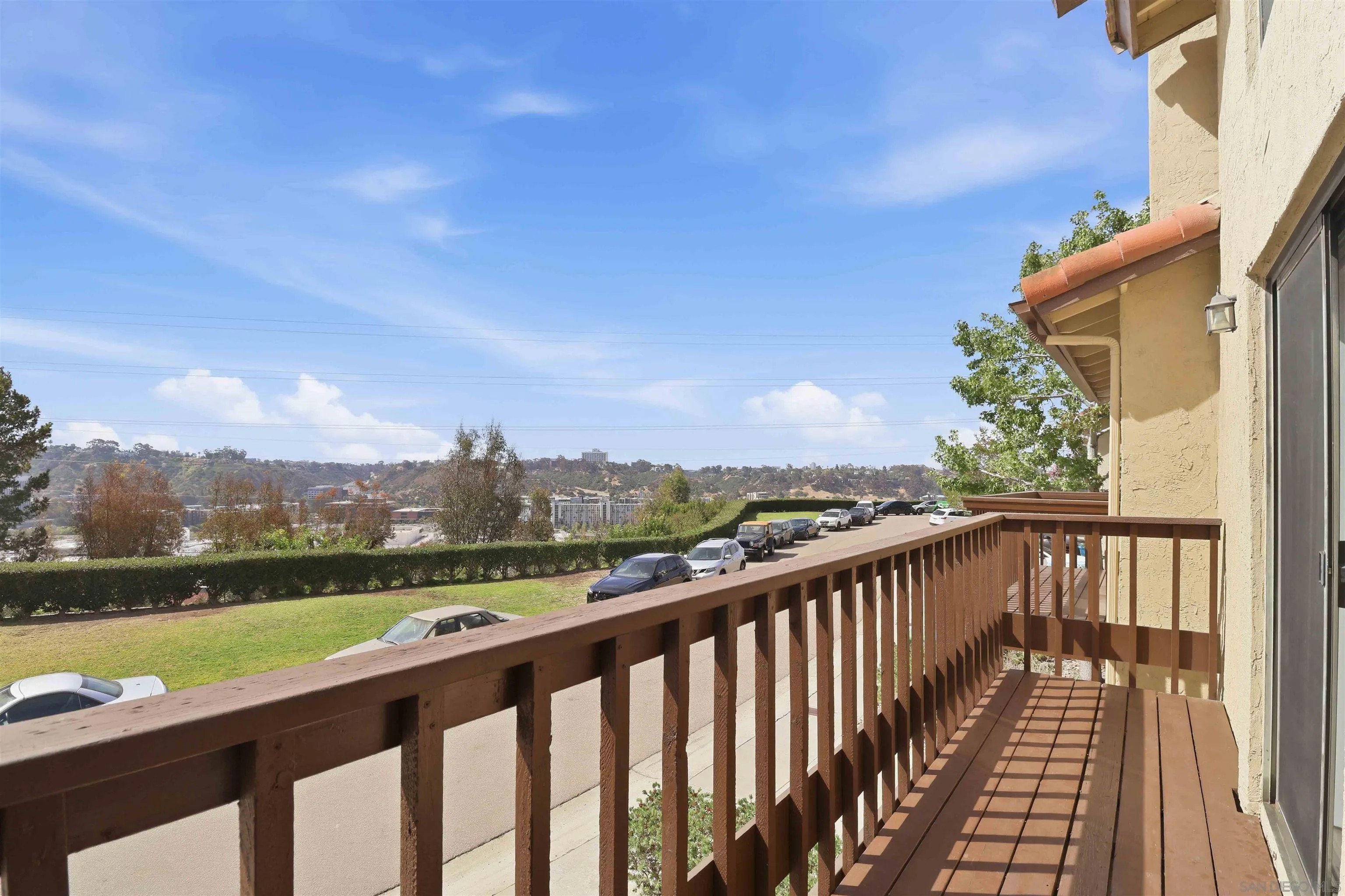 6862 Camino Berdecio