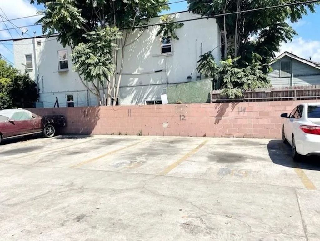 Photo of 4240 Figueroa Street, Los Angeles, CA 90037 (MLS # SR25241053)