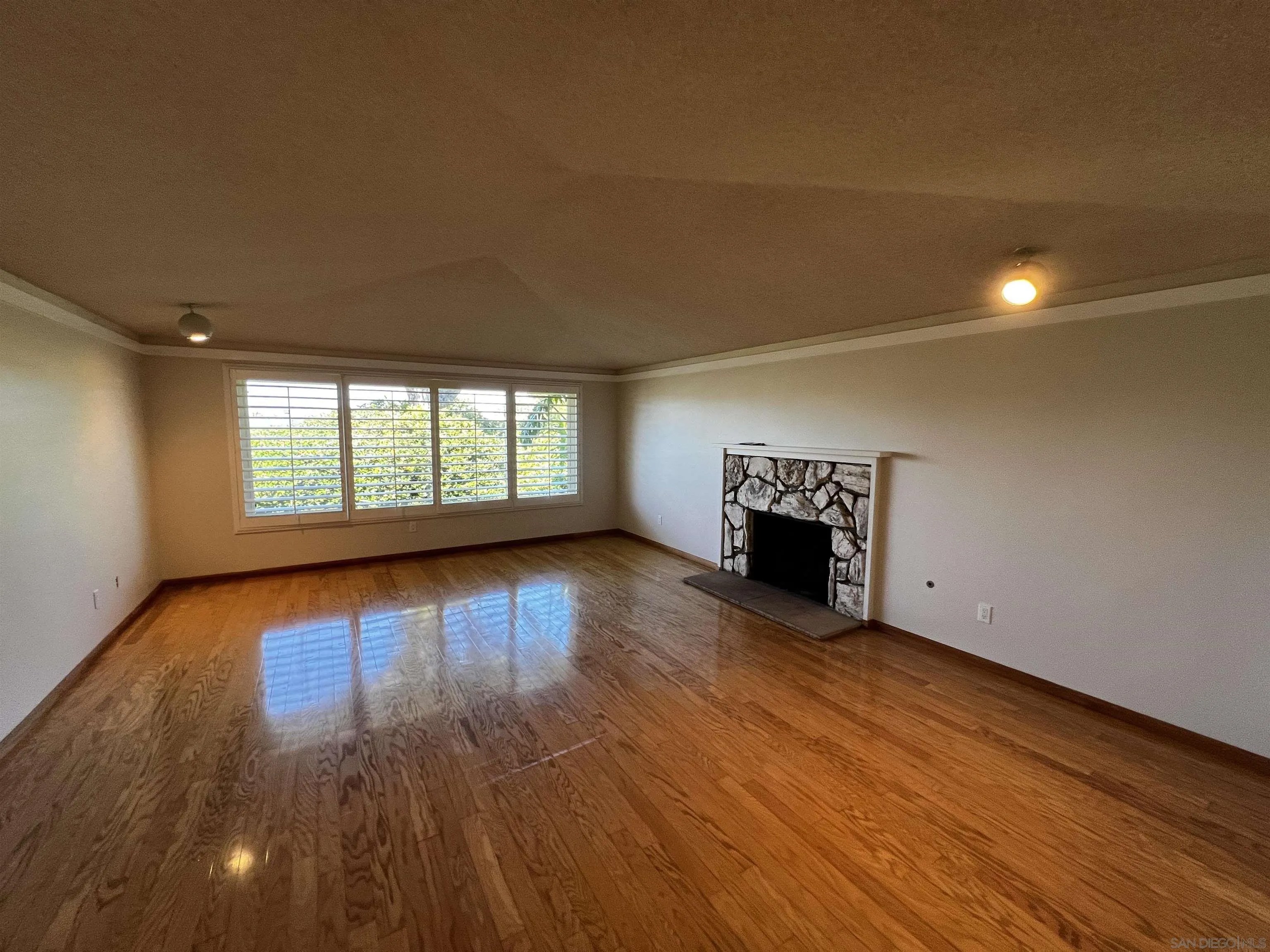 2815 Sugarman Ct