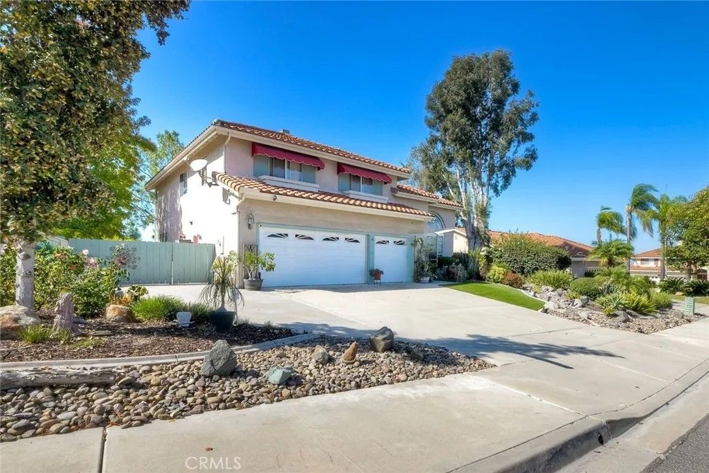 Photo of 5174 Avenida De La Plata, Oceanside, CA 92057 (MLS # DW25233076)