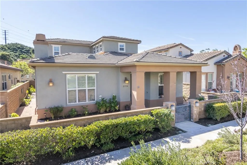 23734 Mahogany Court