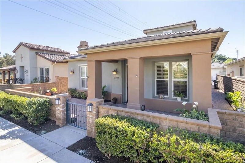 23734 Mahogany Court