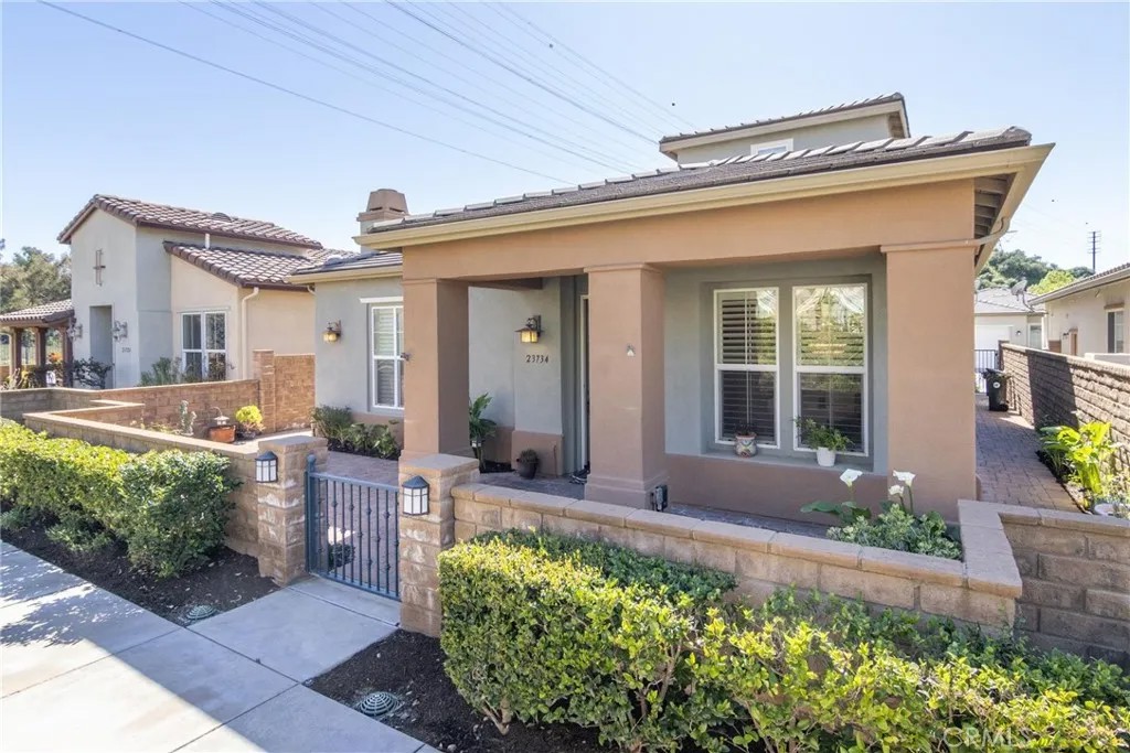 23734 Mahogany Court