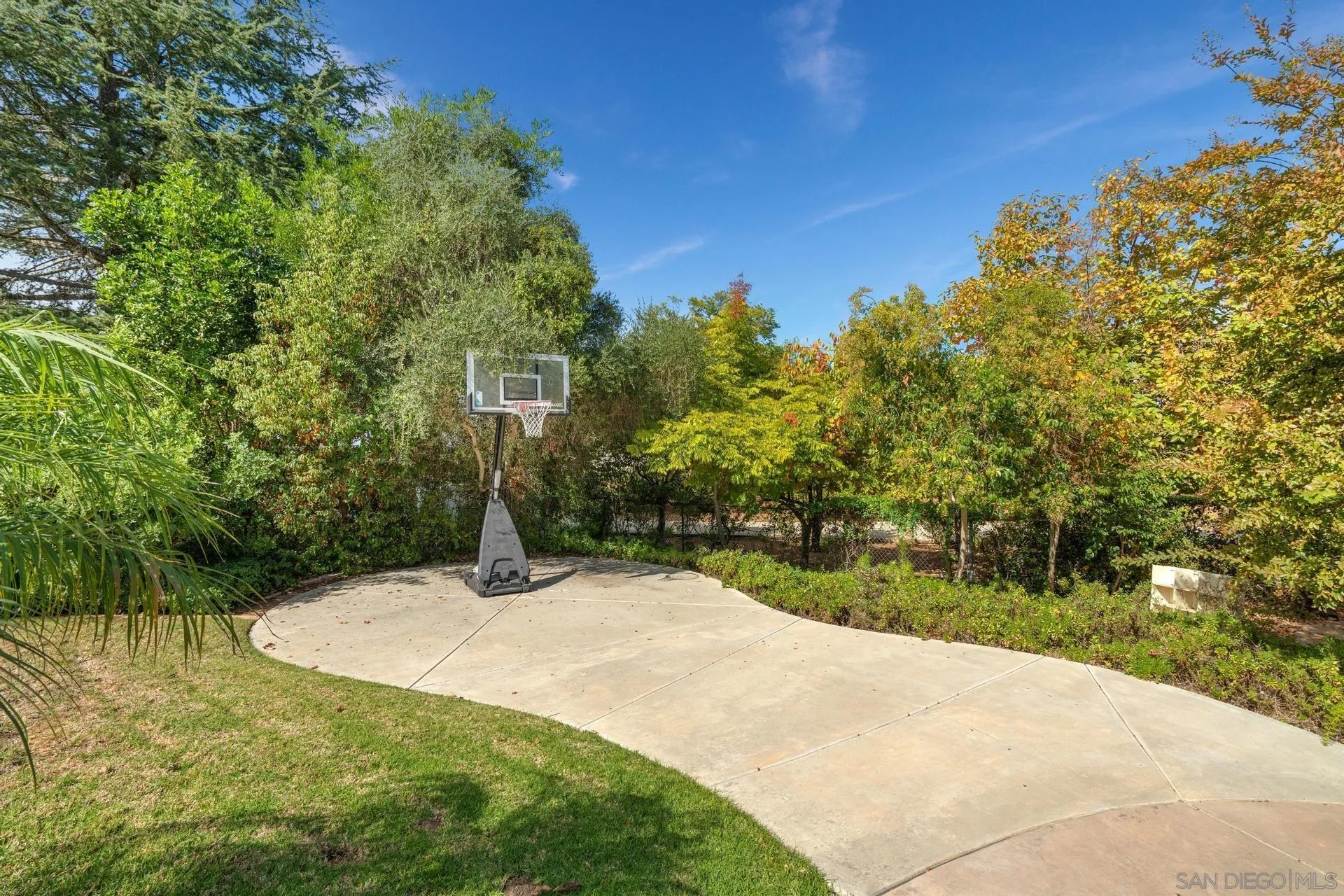 13678 Orchard Gate