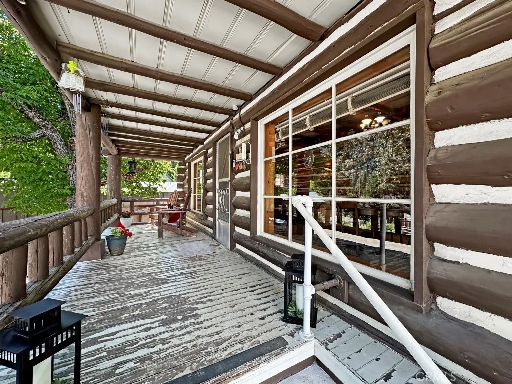 211 Main Street
