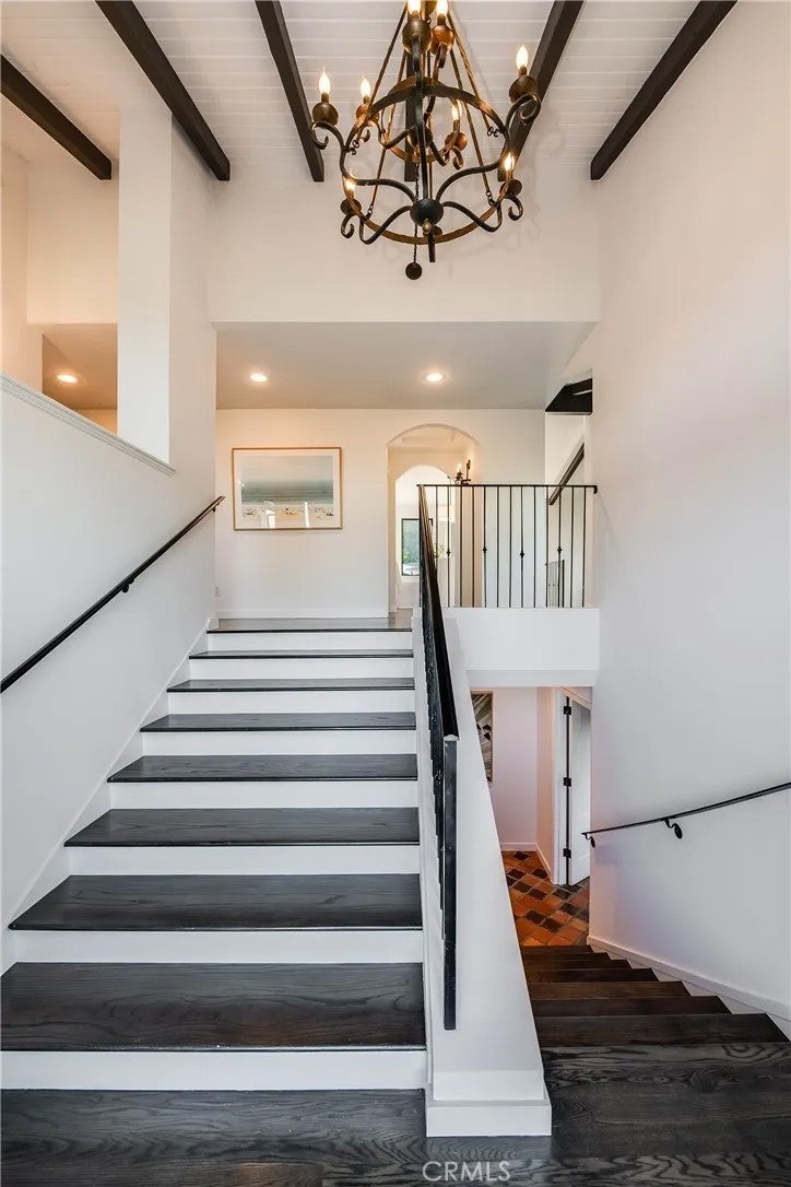 24743 Vantage Point Terrace