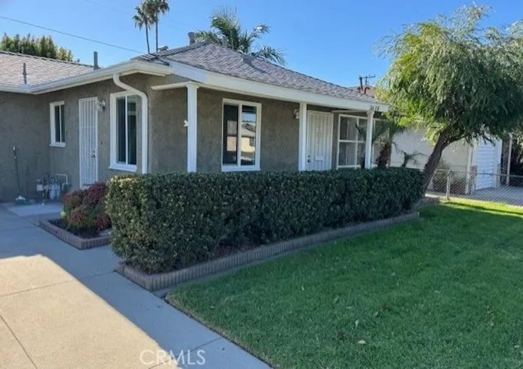 Photo of 3618 E La Jara, Long Beach, CA 90805 (MLS # PW25273218)