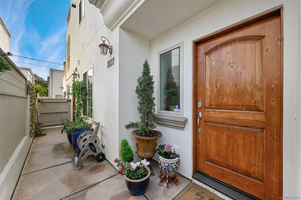 Photo of 1807 Grand Ave, San Diego, CA 92109 (MLS # 250044743)