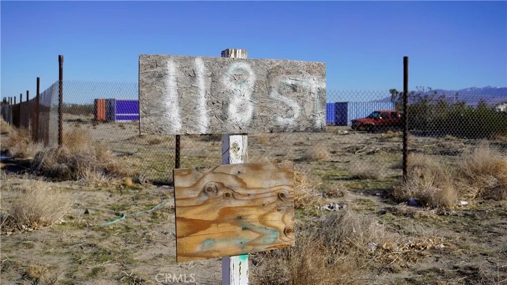 Photo of 0 118th, Sun Village, CA 93543 (MLS # IV25272299)