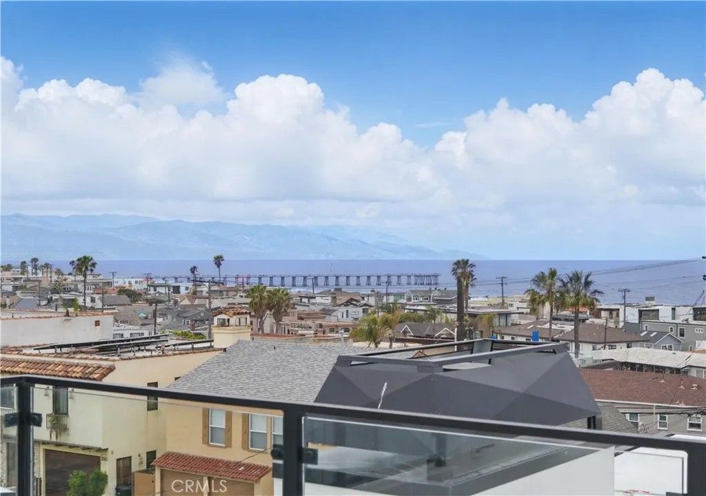 Photo of 2141 Circle Drive, Hermosa Beach, CA 90254 (MLS # SB26015182)