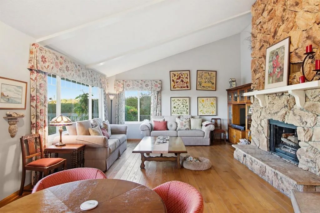 5012 Sleeping Indian Road