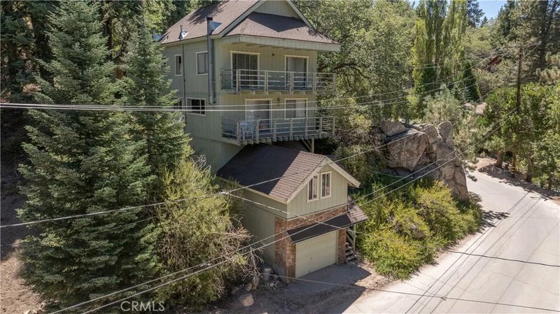 709 Ridge
