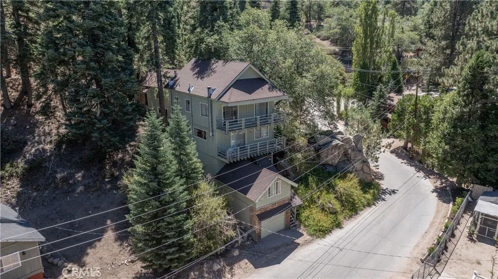 709 Ridge