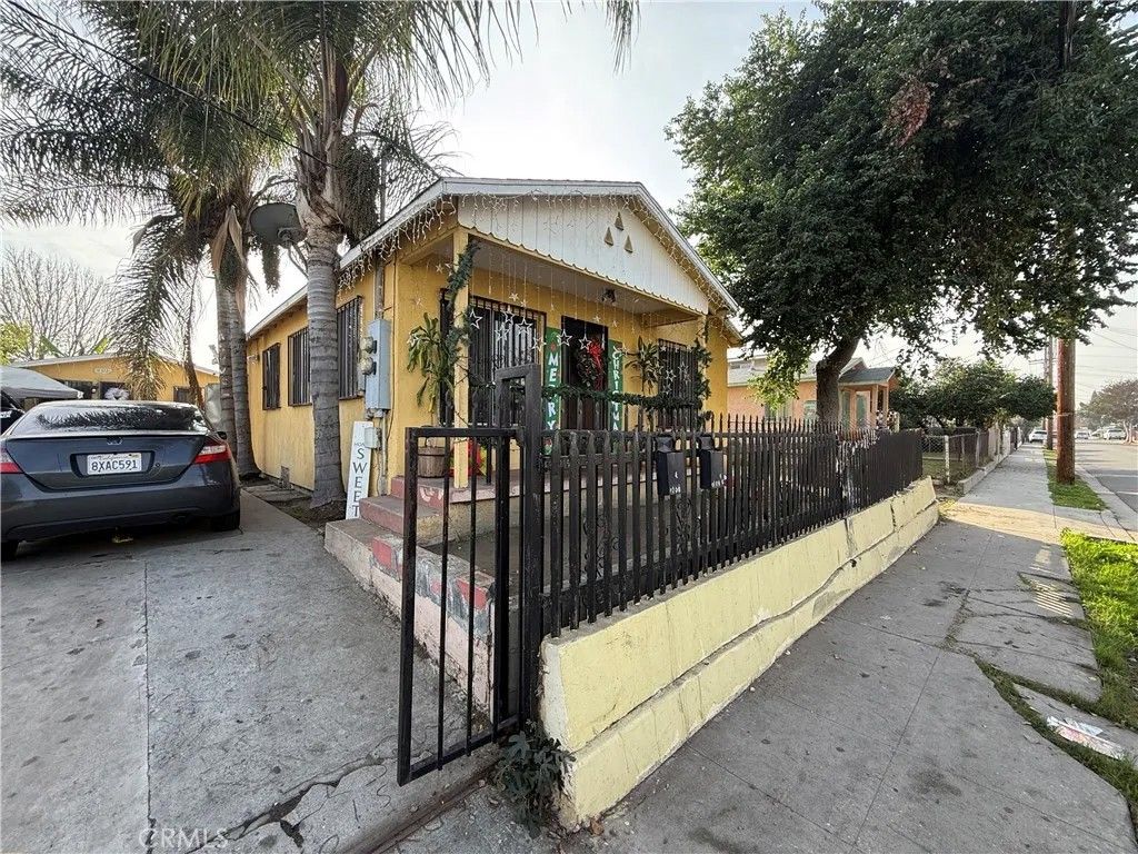 Photo of 1832 E 108th St, Los Angeles, CA 90059 (MLS # RS26023016)