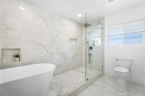 Tiny photo for 9171 Regatta Drive, Huntington Beach, CA 92646 (MLS # OC25246526)
