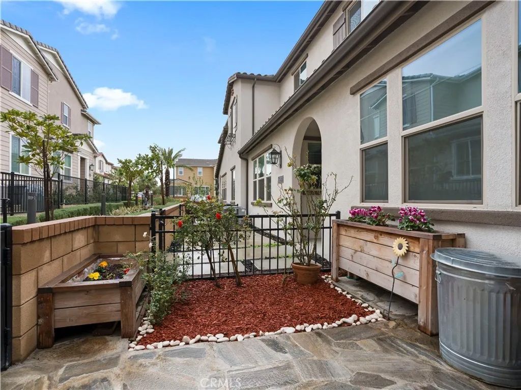 Photo of 5628 Kate Way, Fontana, CA 92336 (MLS # IV26070125)