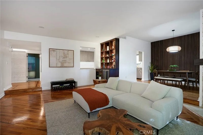 2307 Fox Hills 105