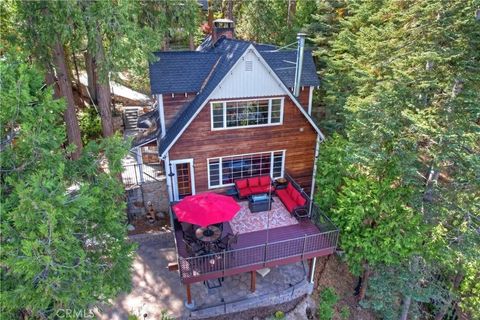 Tiny photo for 329 Summit Road, Lake Arrowhead, CA 92352 (MLS # IG25270154)