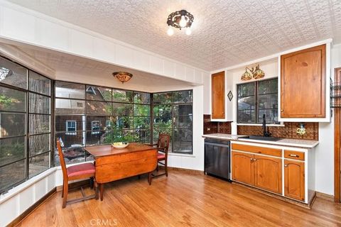 Tiny photo for 329 Summit Road, Lake Arrowhead, CA 92352 (MLS # IG25270154)