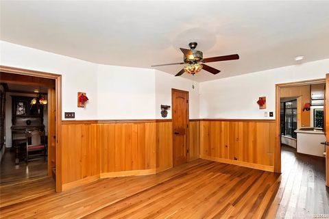 Tiny photo for 329 Summit Road, Lake Arrowhead, CA 92352 (MLS # IG25270154)