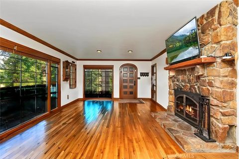Tiny photo for 329 Summit Road, Lake Arrowhead, CA 92352 (MLS # IG25270154)