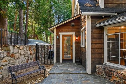 Tiny photo for 329 Summit Road, Lake Arrowhead, CA 92352 (MLS # IG25270154)
