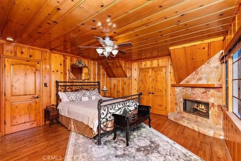 Tiny photo for 329 Summit Road, Lake Arrowhead, CA 92352 (MLS # IG25270154)