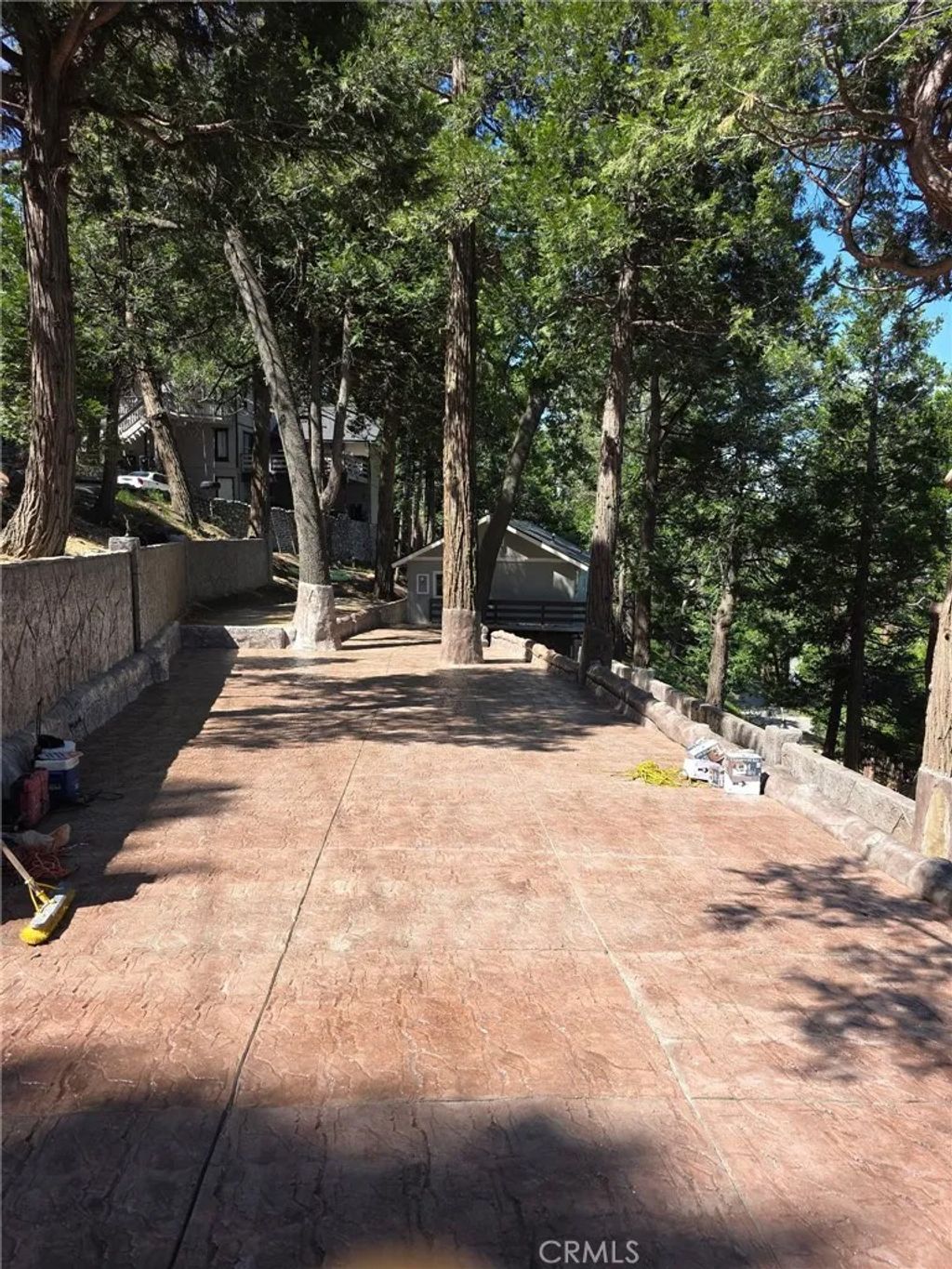 Photo of 979 Venus Way, Crestline, CA 92325 (MLS # SW26097667)