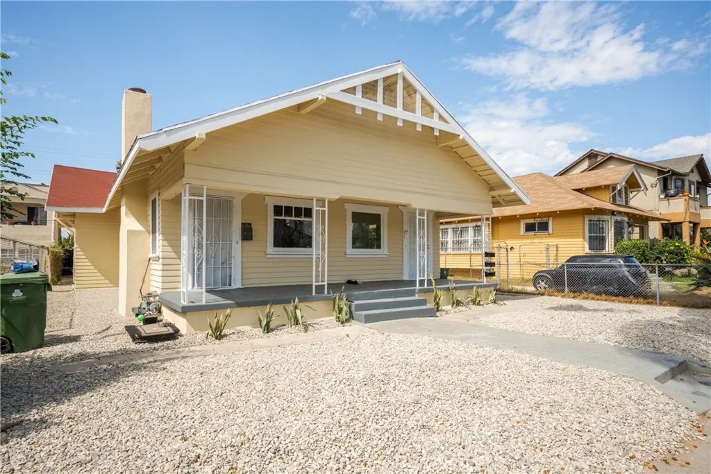 3929 Brighton
