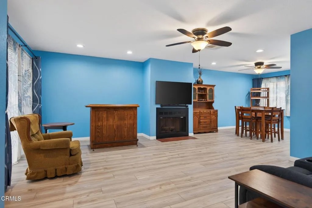 699 County Square Drive 2