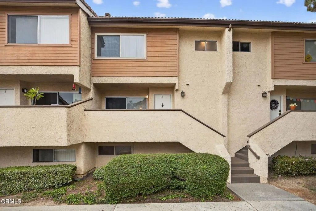 Photo of 699 County Square Drive #2, Ventura, CA 93003 (MLS # V1-34603)
