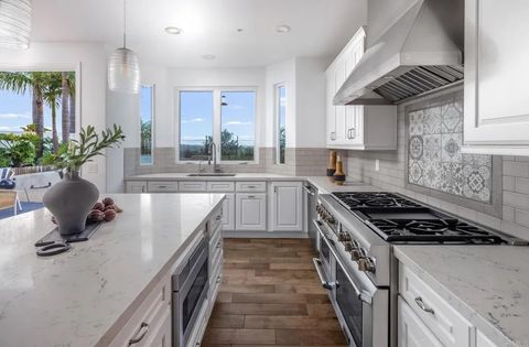 Tiny photo for 608 Crest Drive, Encinitas, CA 92024 (MLS # NDP2510245)