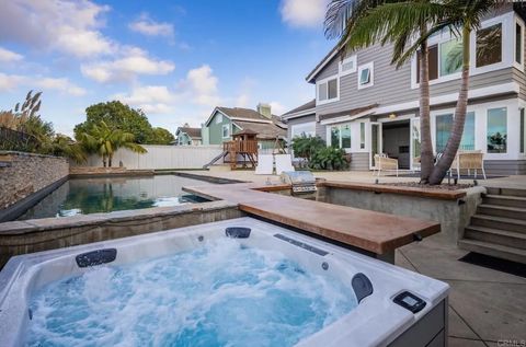 Tiny photo for 608 Crest Drive, Encinitas, CA 92024 (MLS # NDP2510245)