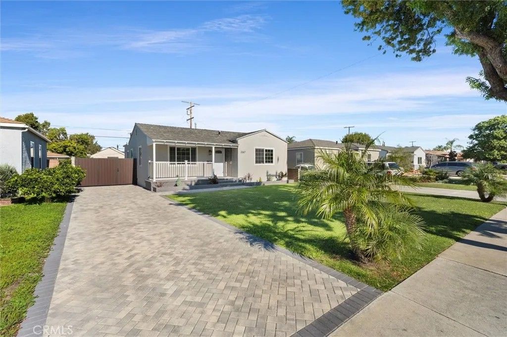 Photo of 3367 W 152nd St, Gardena, CA 90249 (MLS # SB25280841)