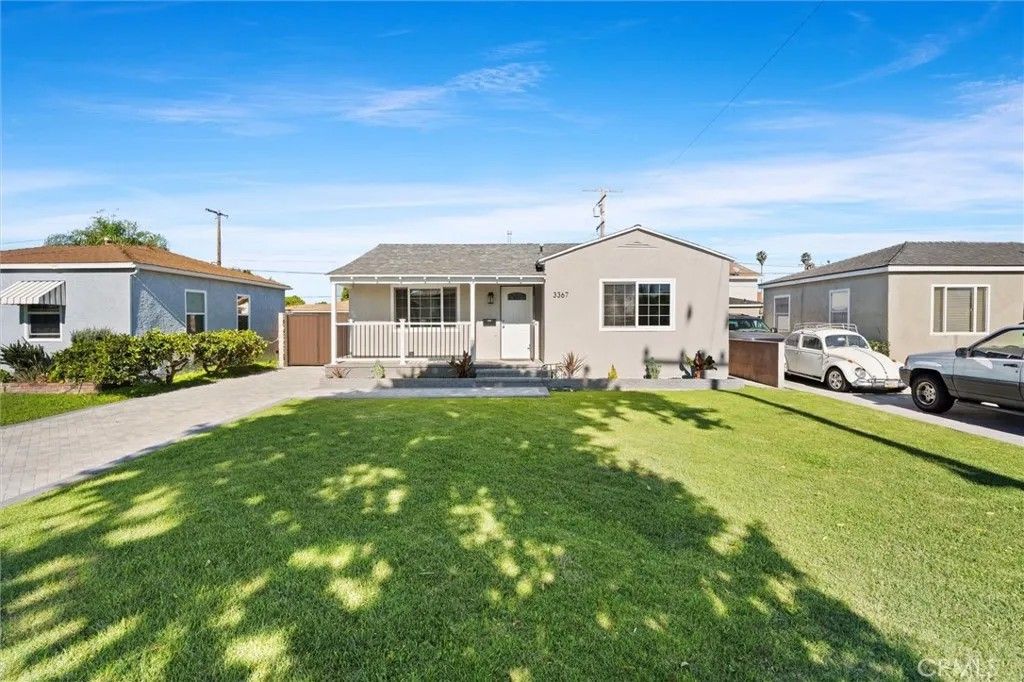 Photo of 3367 W 152nd St, Gardena, CA 90249 (MLS # SB25280841)