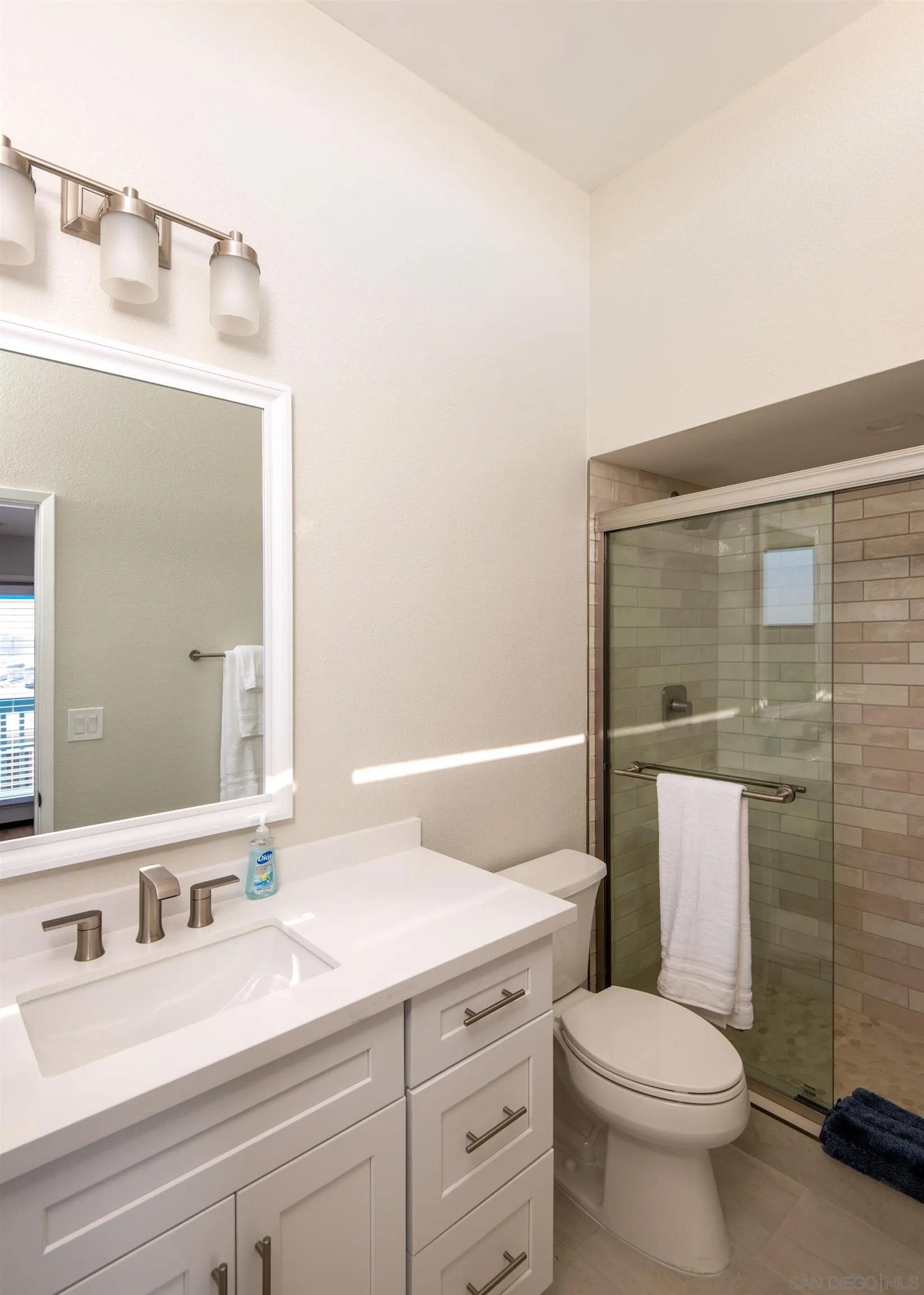 822 San Gabriel Pl 103