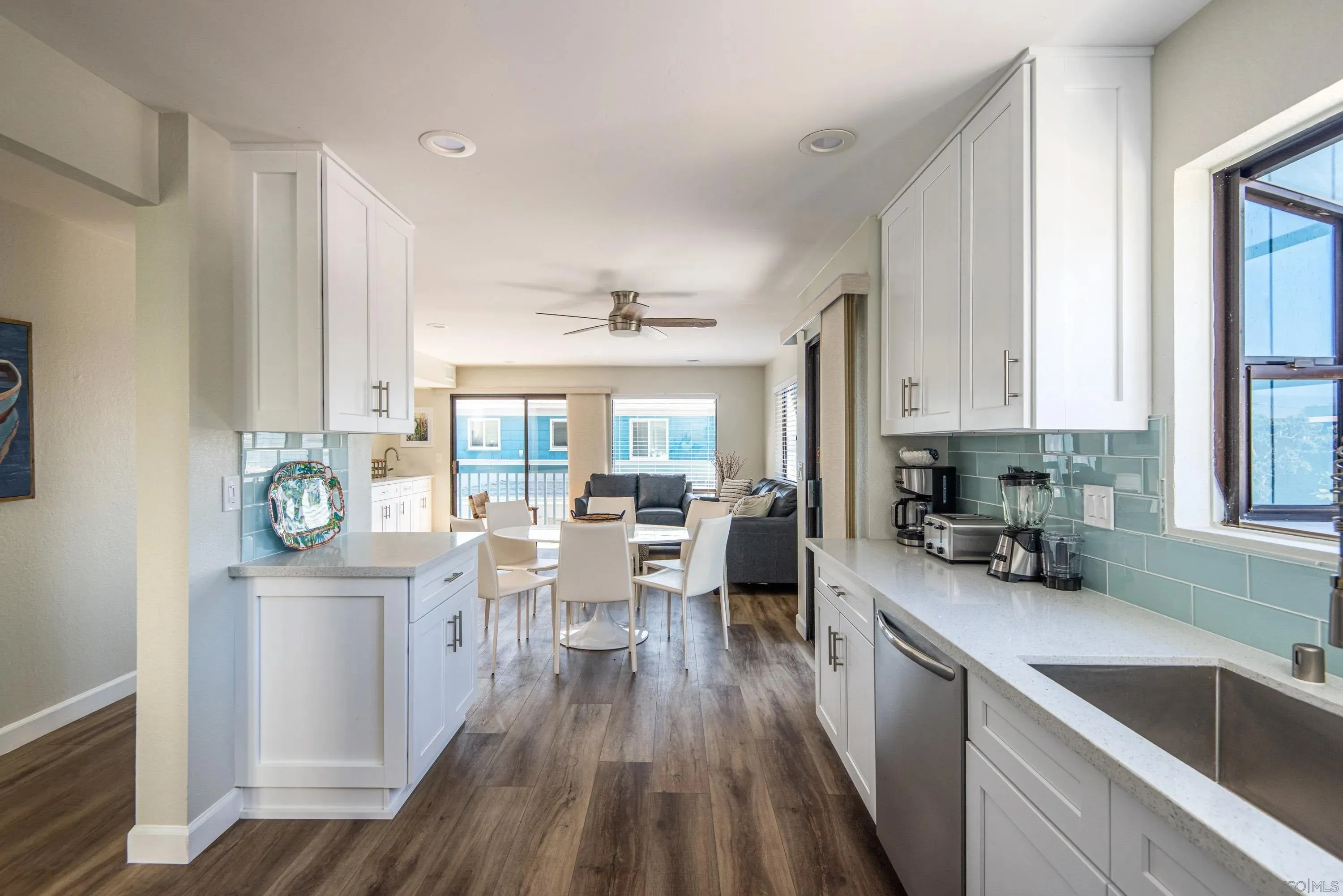 San Diego, California 92109, United States, 3 Bedrooms Bedrooms, ,4 BathroomsBathrooms,Residential,Active,187009