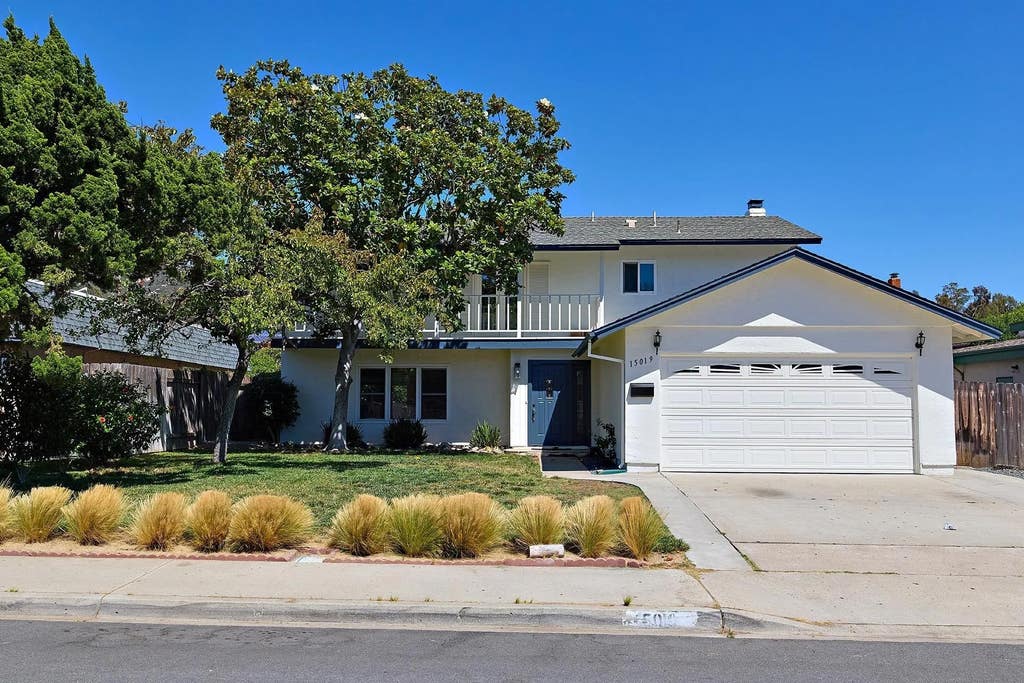 Photo of 15019 Amso Street, Poway, CA 92064 (MLS # 260015721)