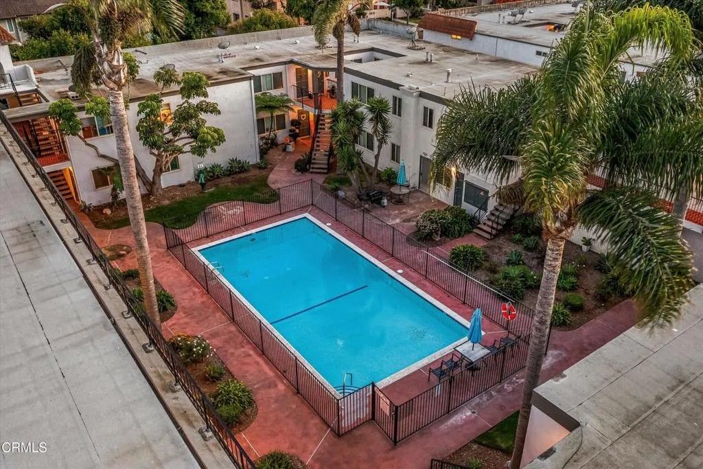 Photo of 10965 Del Norte Street, Ventura, CA 93004 (MLS # V1-34067)